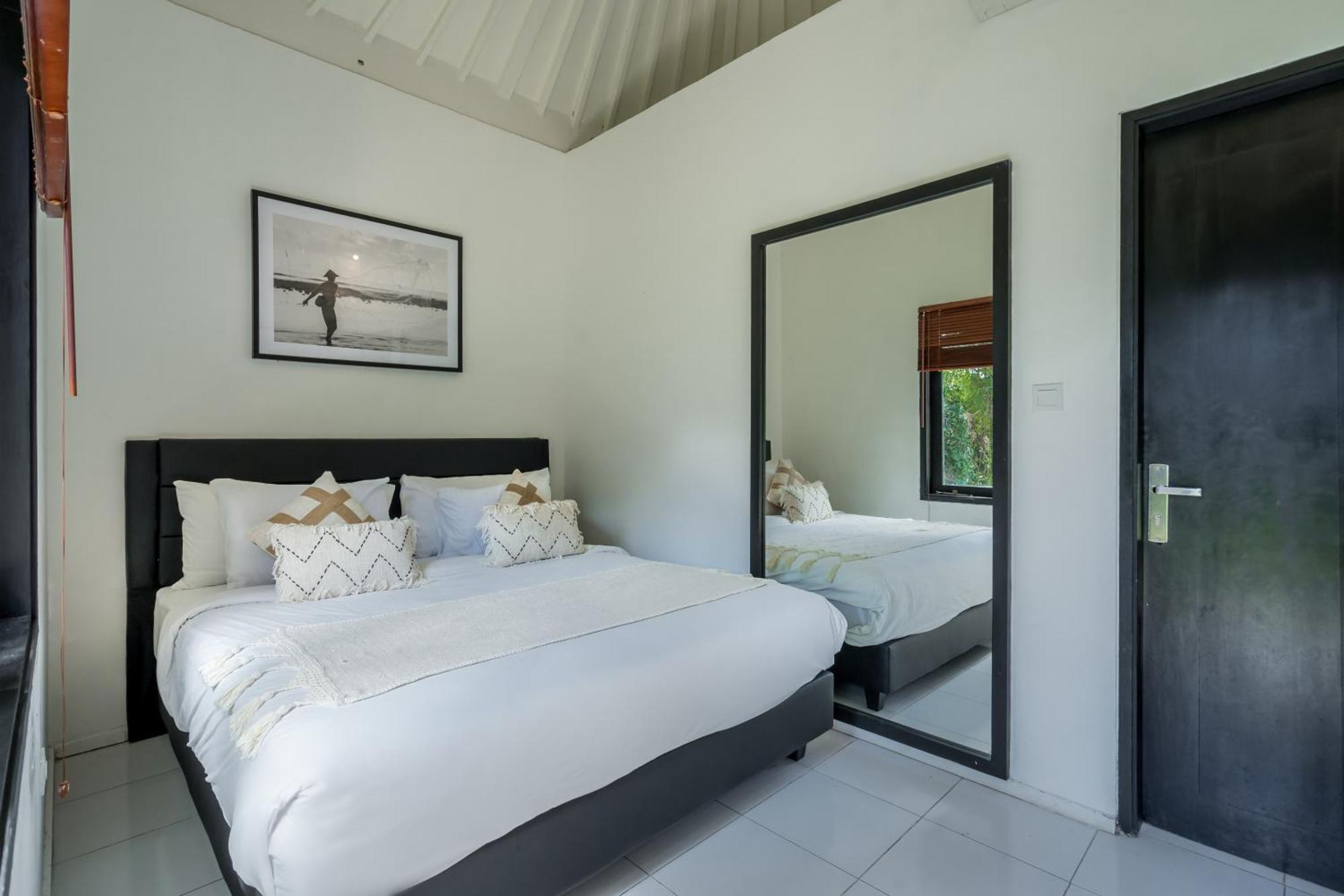 Aryana Estate Villa Seminyak Buitenkant foto